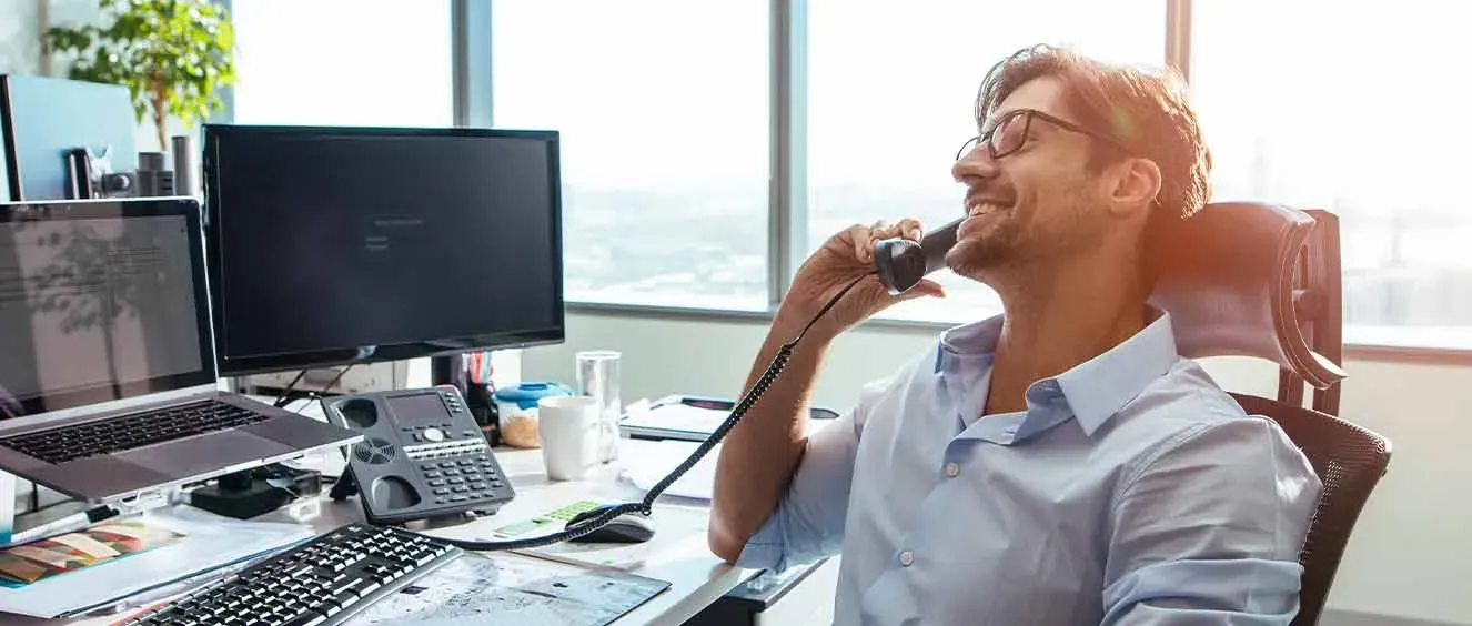 Choosing The Best Sme Business Phone System Tile